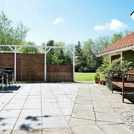 Holiday home Holiday Blomstervangen Ii